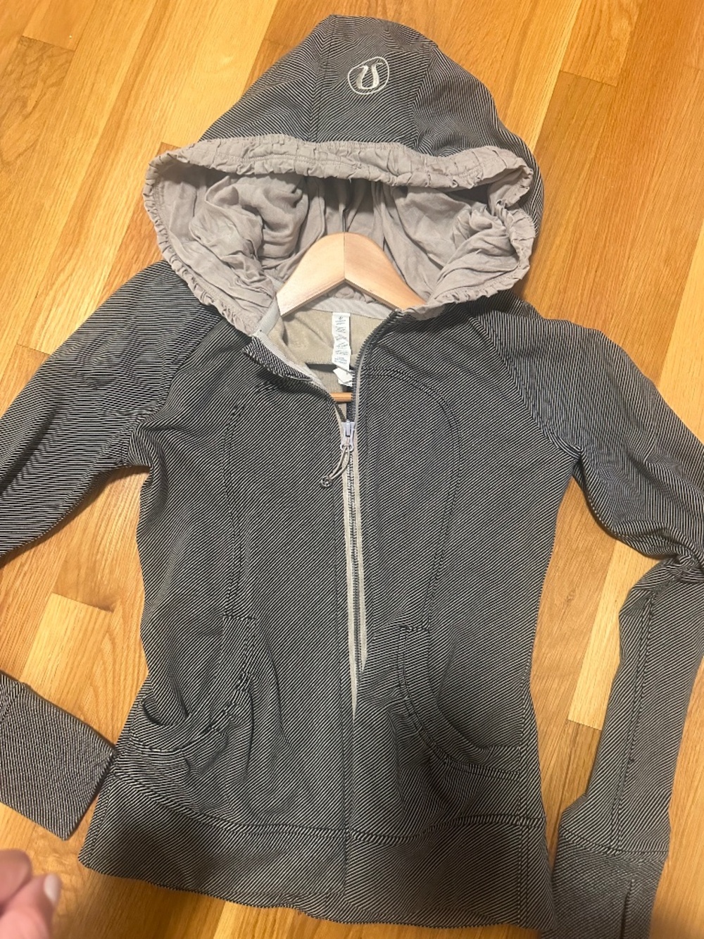 Lululemon zip up hoodie